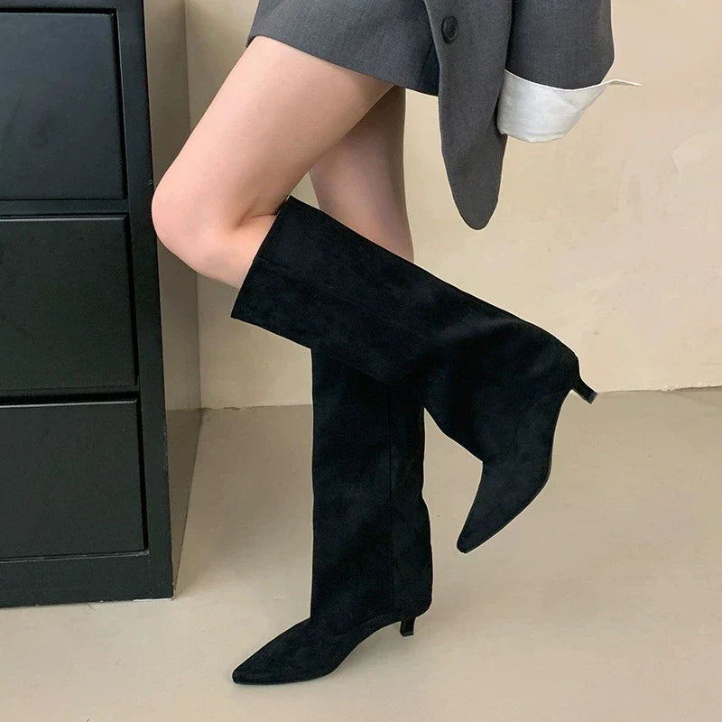 Botte haute noir Daim Synthétique Femme - Talon kitten, tige ajustée