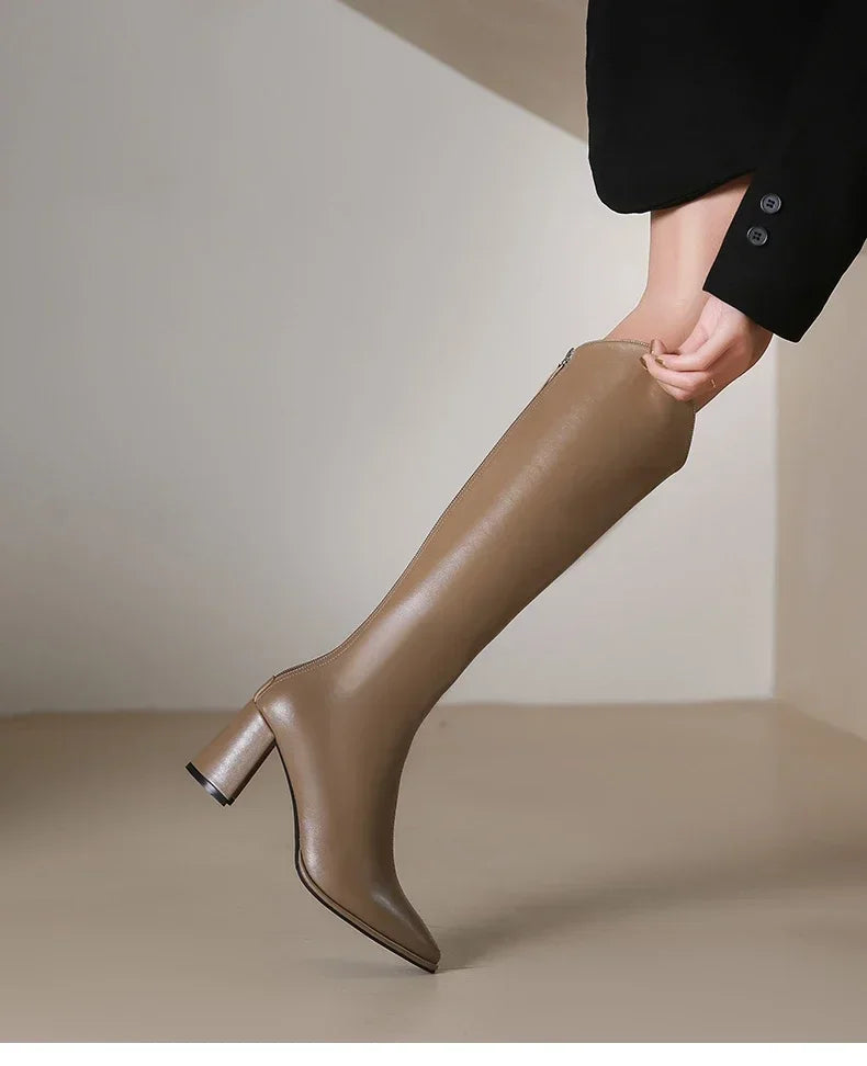 Botte haute beige Simili Cuir Femme - Talon bloc, découpe western