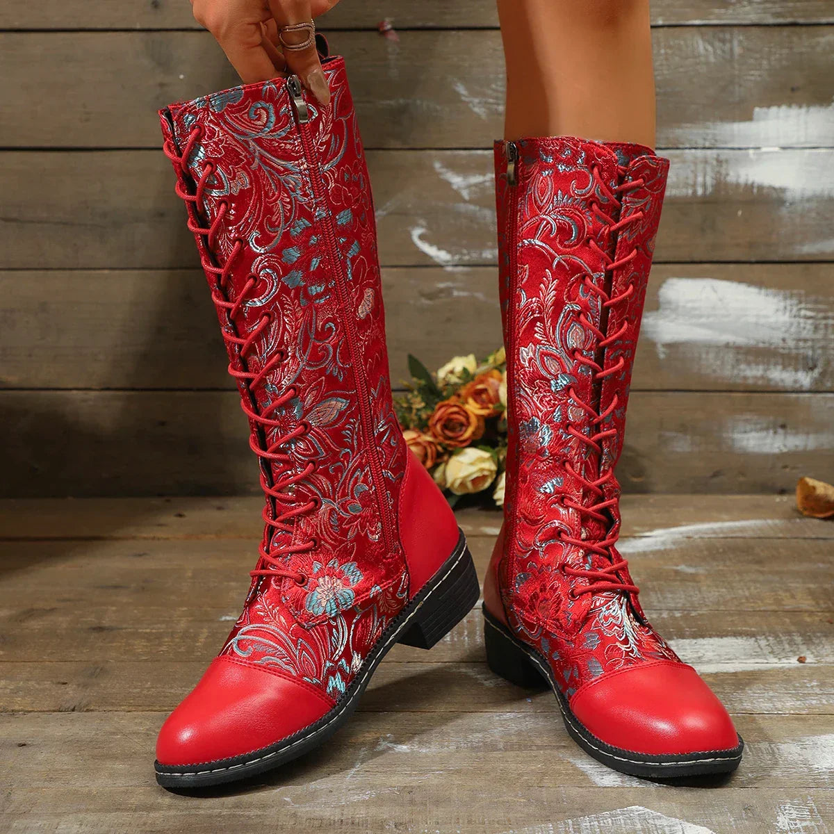 Botte haute rouge Simili Cuir Femme - Broderies western