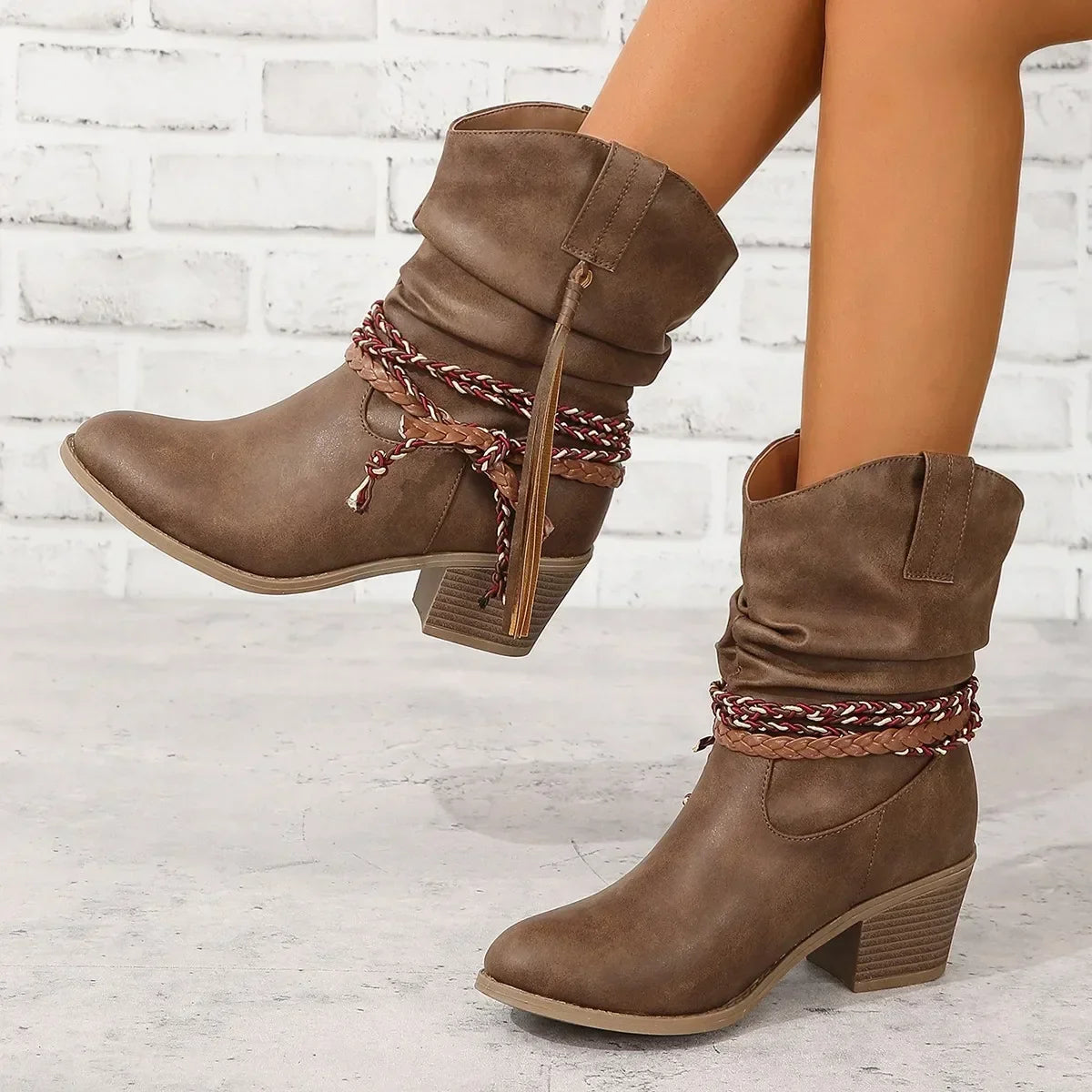 Santiag mi-haute marron Simili Cuir Femme - Style boho, tresse et corde