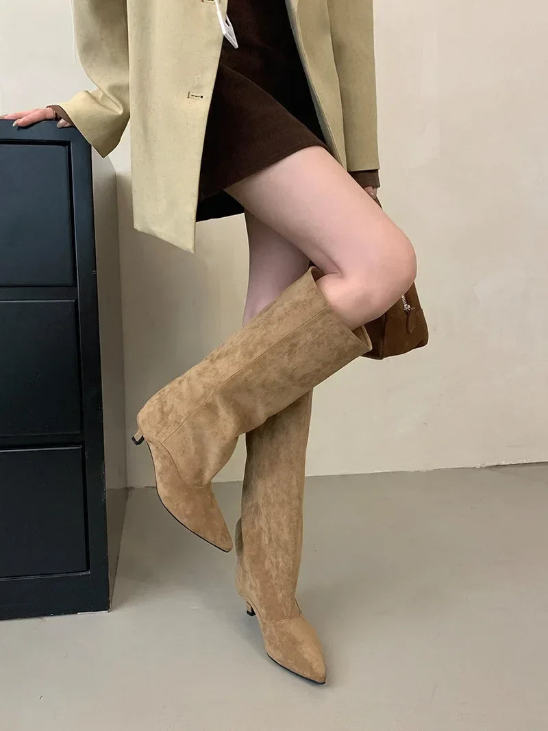 Botte haute marron clair Daim Synthétique Femme - Style cowboy