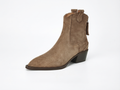 Santiag basse marron clair Daim Femme - Bout pointu, languettes