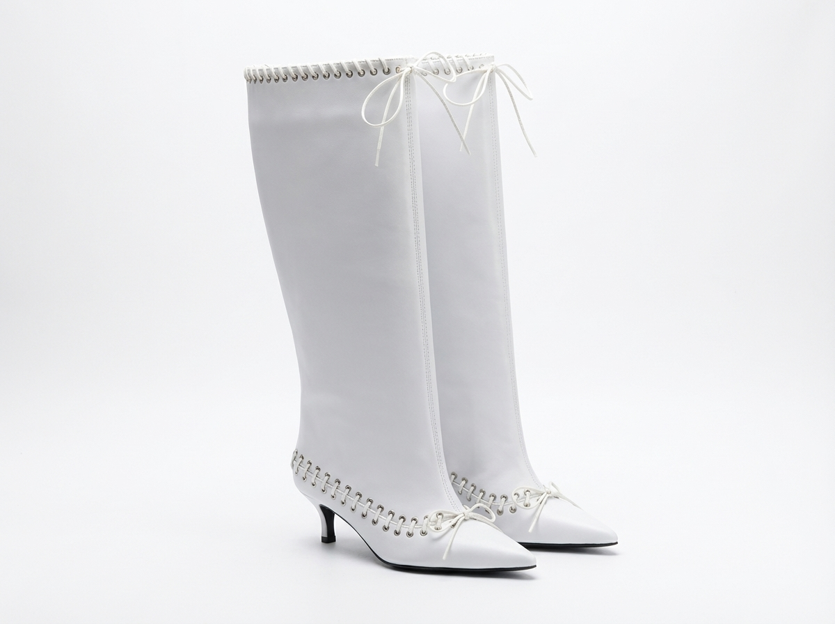 Botte haute blanc Synthétique Femme - Laçage œillets, talon kitten