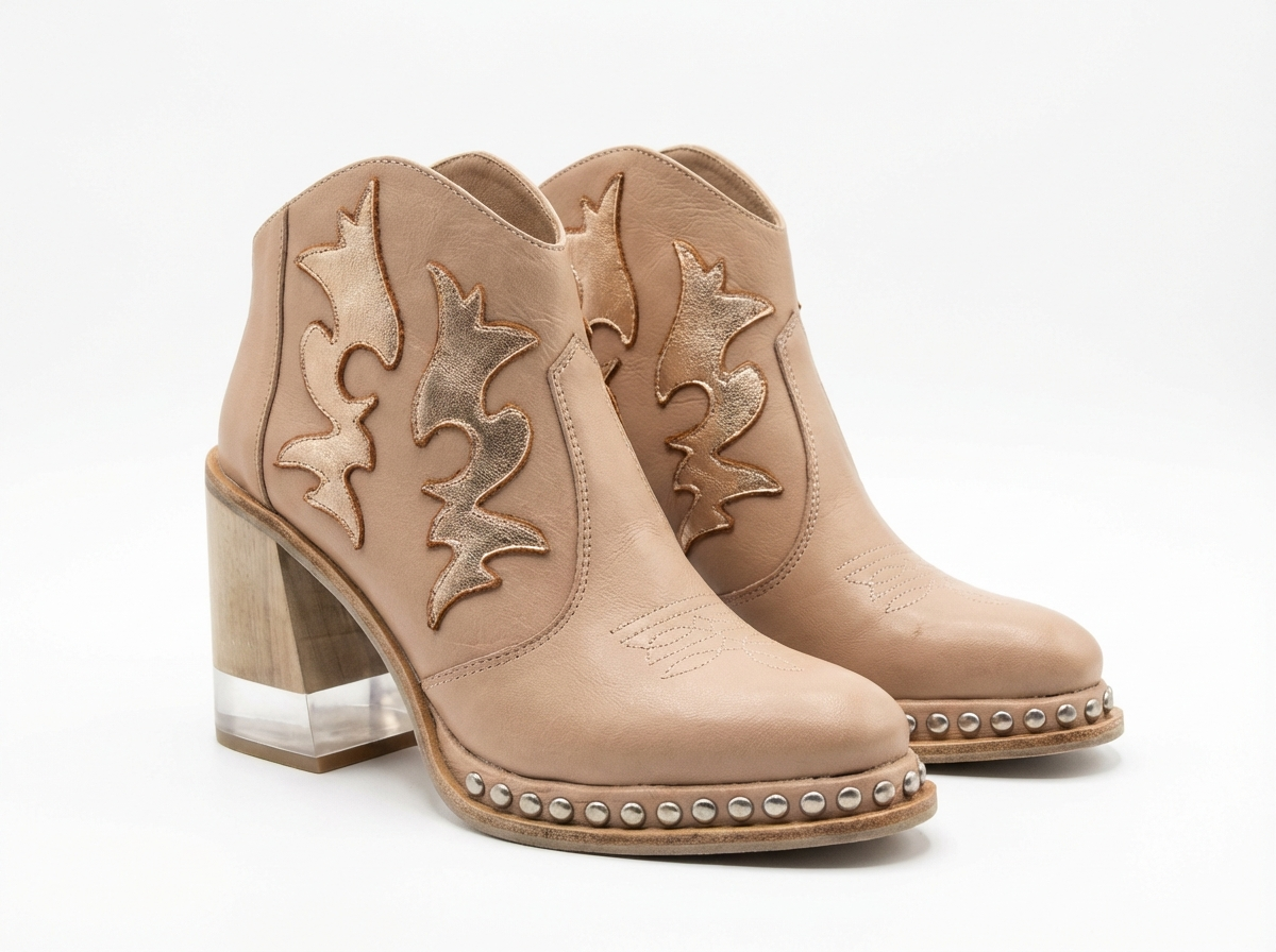 Santiag basse beige Simili Cuir Femme - Broderies florales, clous